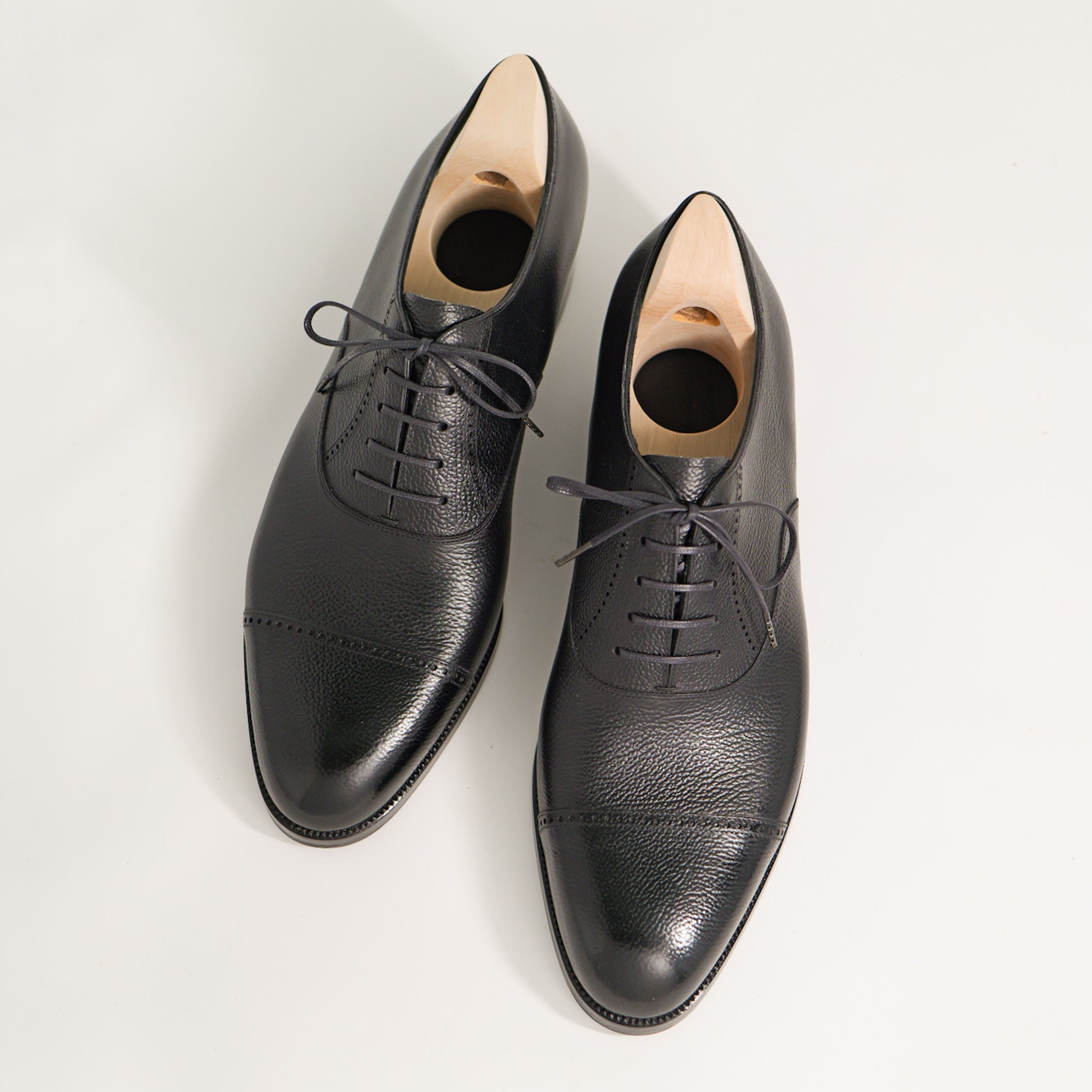 Bespoke Cap-Toe Oxford in Black Grain Leather “TANNERIE D‘ANNONAY LONGCHAMP”_2