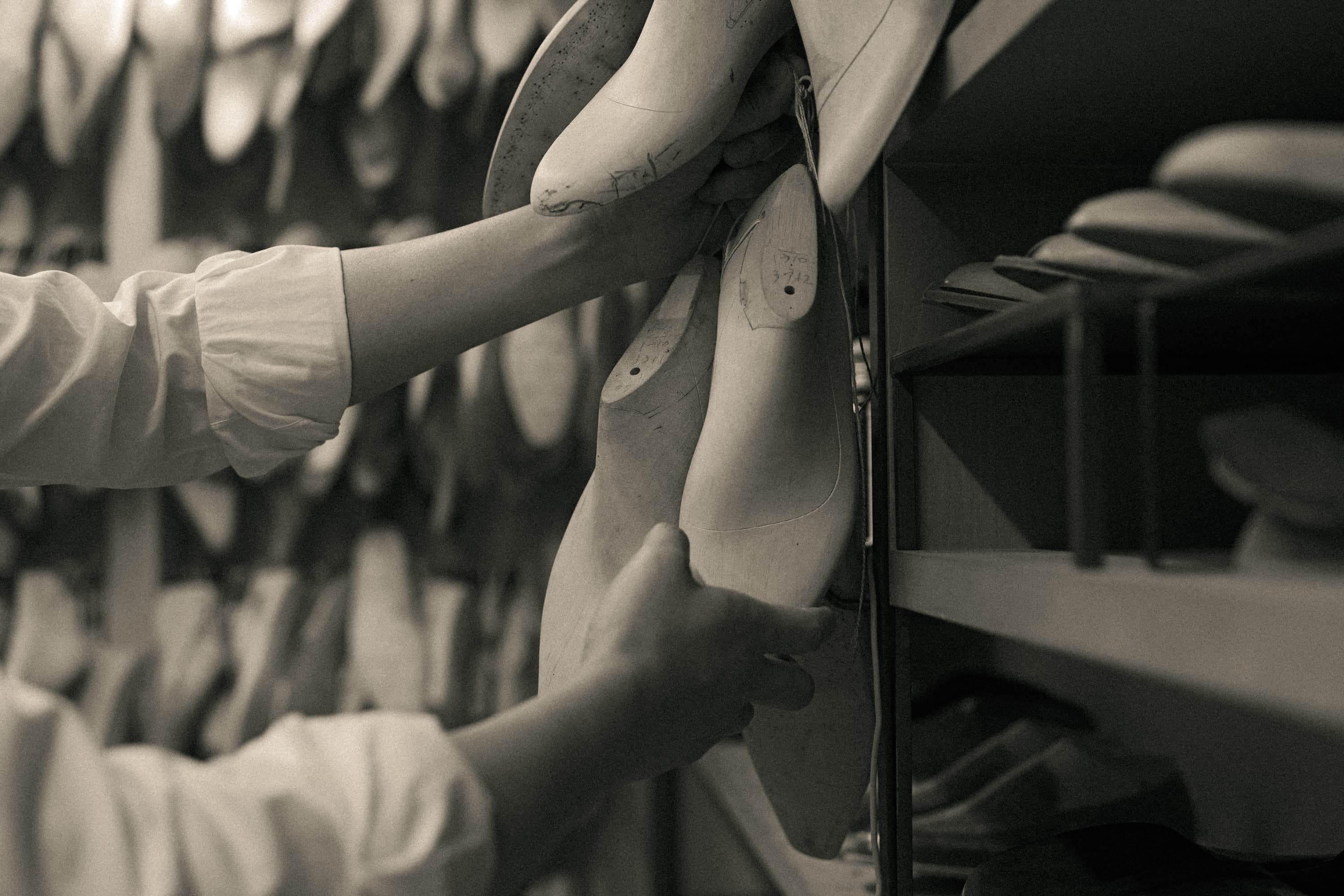 handmade bespoke shoemaking process at Yuki Shirahama Bottier