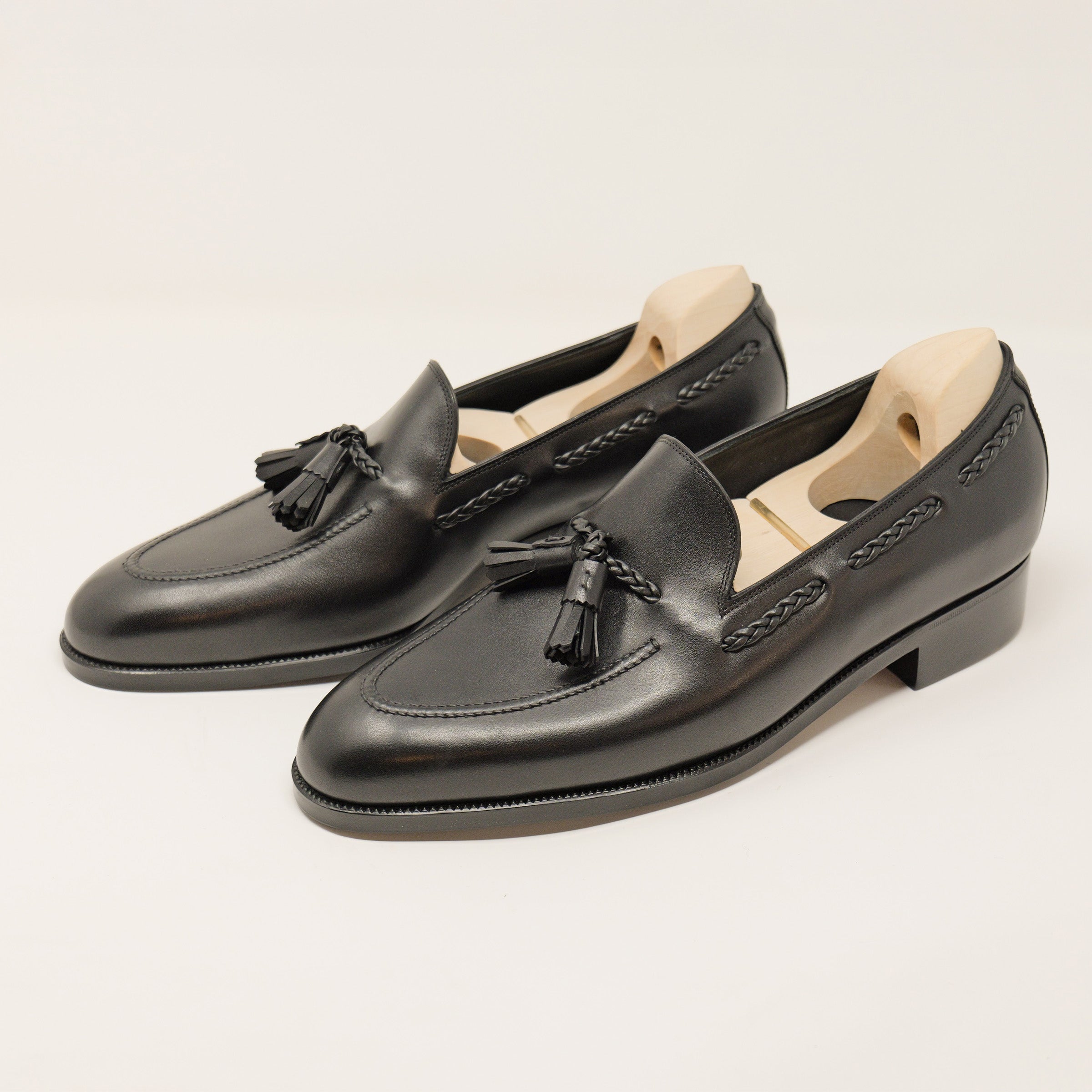 Bespoke Hand-Stitched Tassel Loafers in Black Calf Leather “TANNERIES DU PUY CHATEAUBRIAND”
