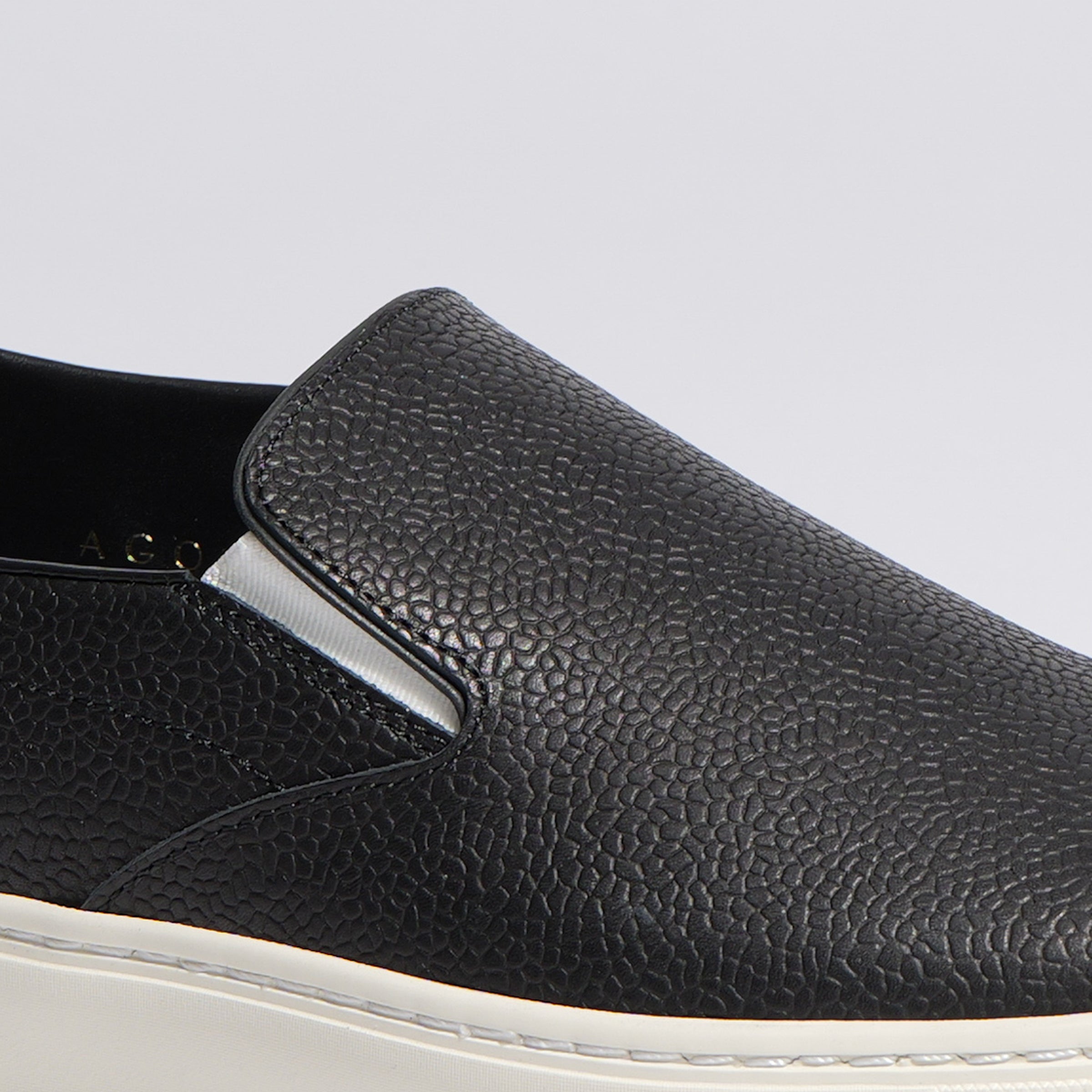 FAV3 Slipon